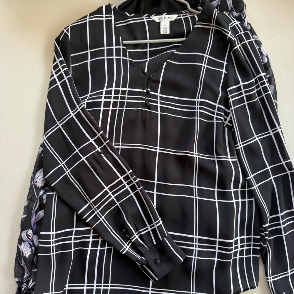 White House Black Market Black and White Plaid Women's Top